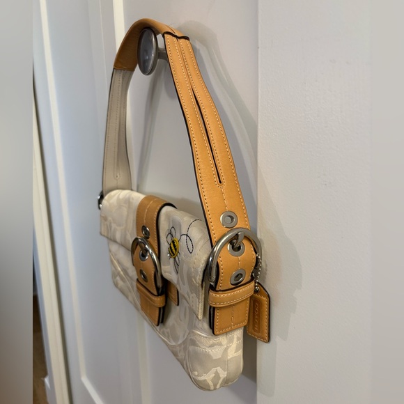 🐝 Coach Bumblebee Soho Bag - Picture 2 of 10